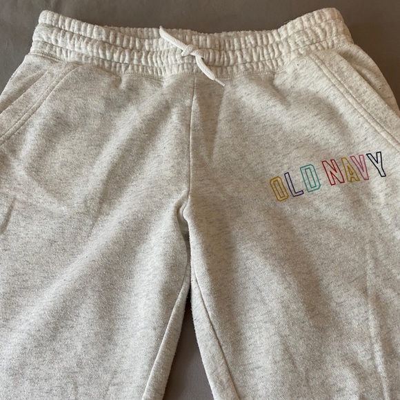 Old Navy Girls Fleece Joggers 14 XL PLUS Sweatpants Oatmeal Heather LOGO - Picture 3 of 6